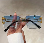 Load image into Gallery viewer, The Lola shades
