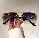 Load image into Gallery viewer, The Lola shades
